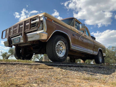 1975 Ford F-250