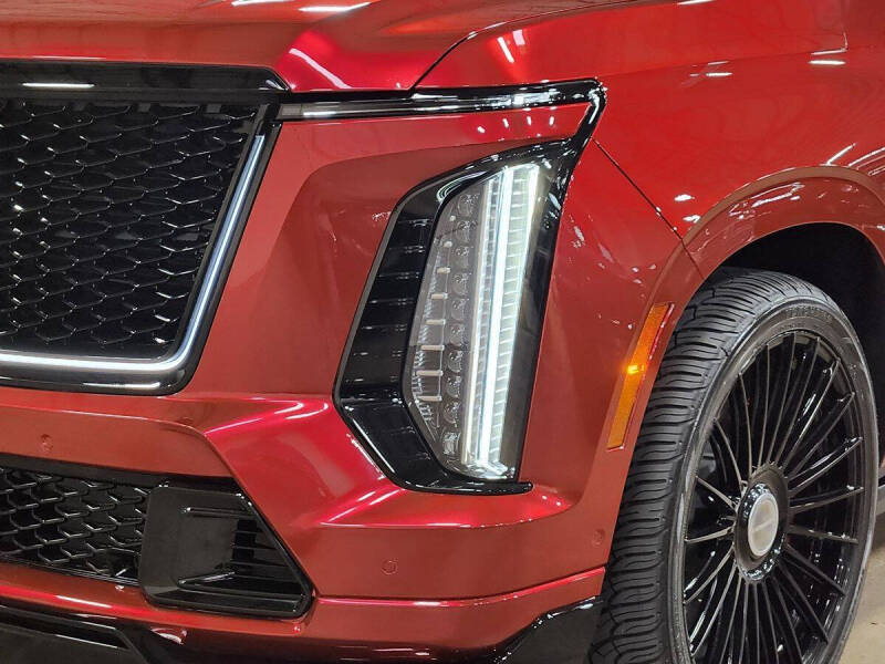 2025 Cadillac Escalade-V