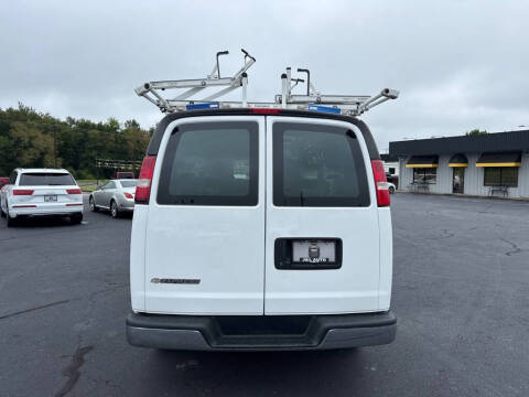 2019 Chevrolet Express 2500