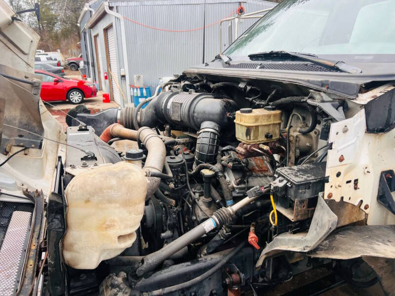 2004 Ford F-650 Super Duty