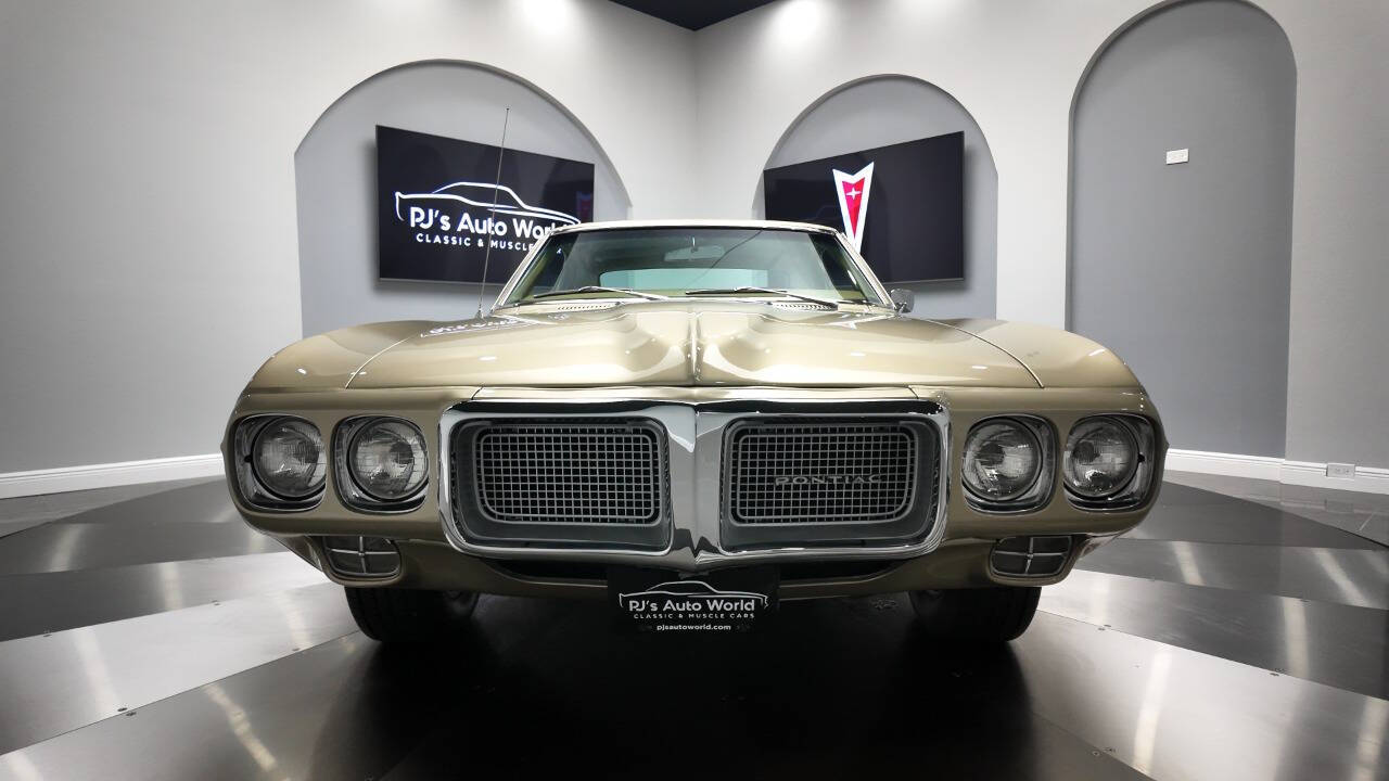 1969 Pontiac Firebird 9