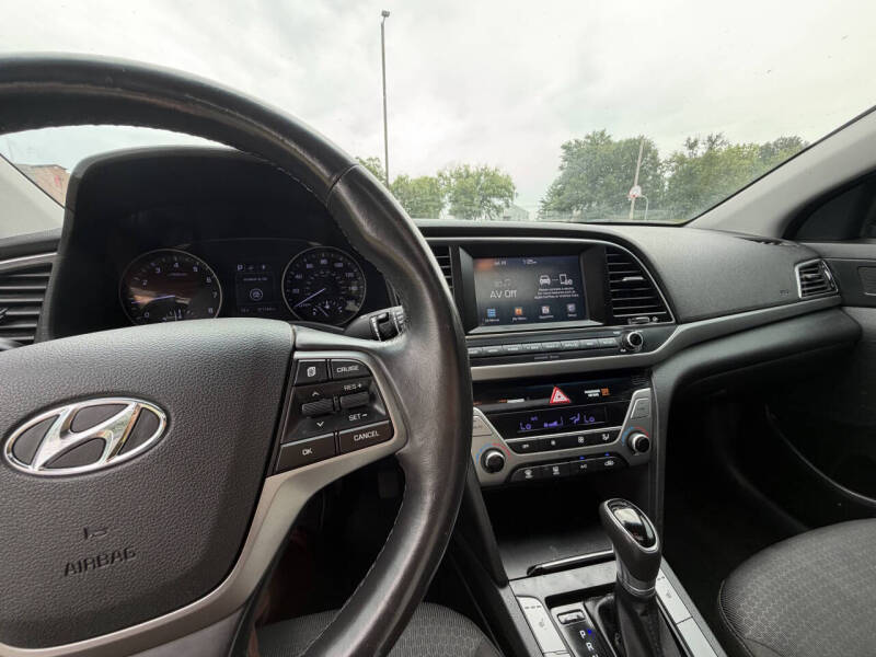 2017 Hyundai Elantra Limited