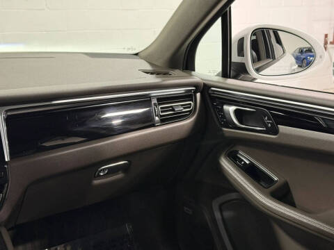 2019 Porsche Macan S