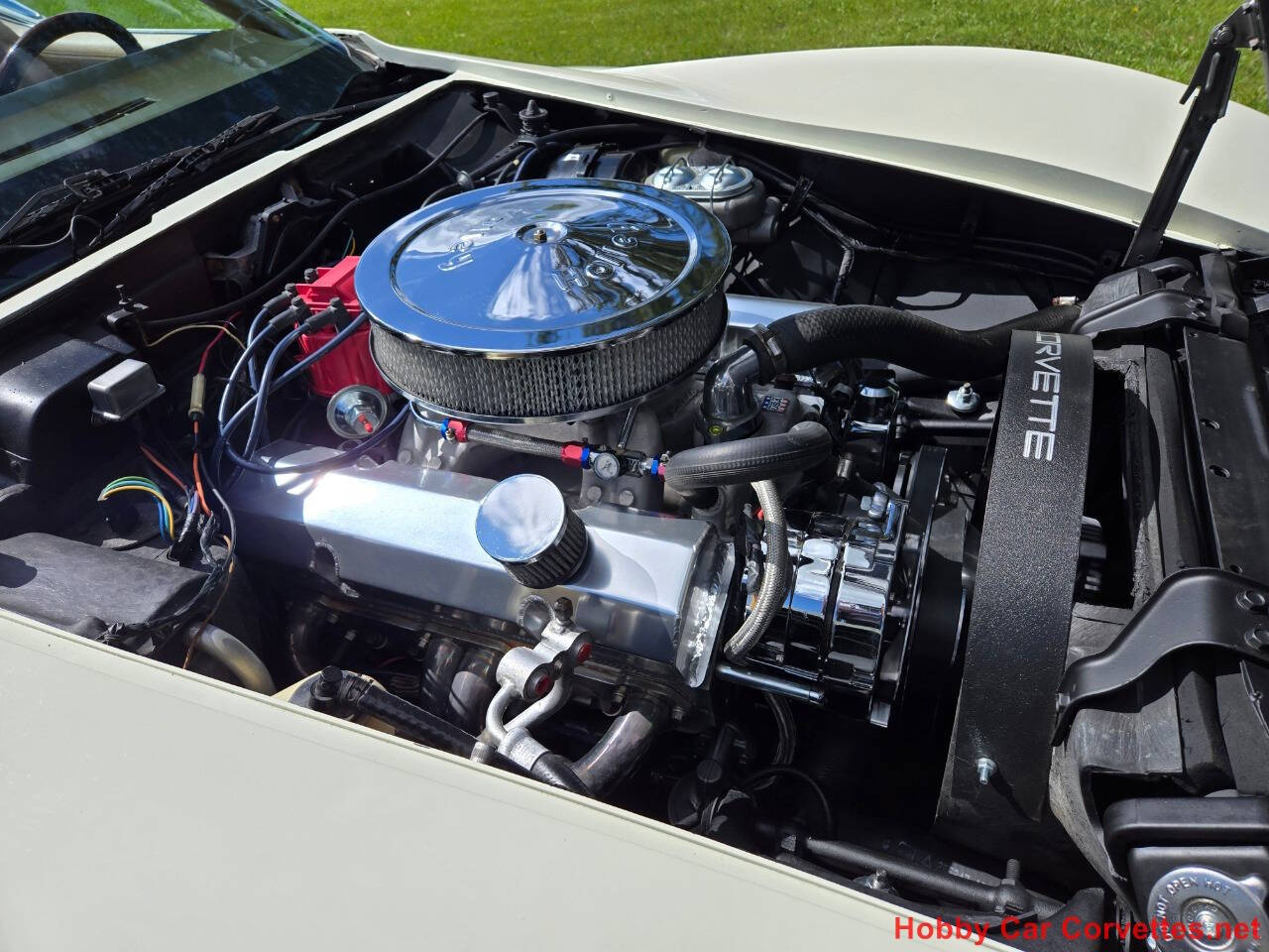 1976 Chevrolet Corvette 26