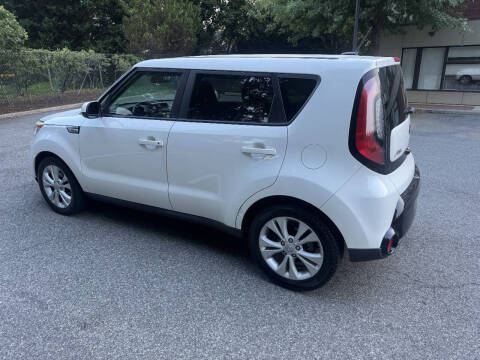 2016 Kia Soul +