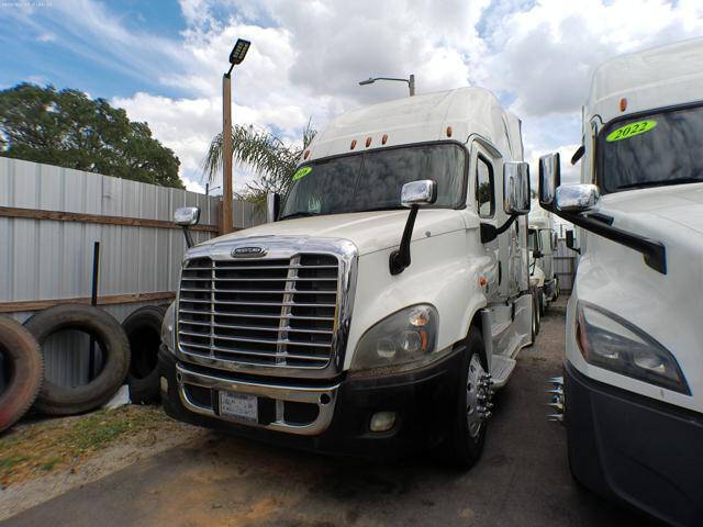 2016 Freightliner Cascadia