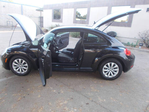 2014 Volkswagen Beetle 2.5L Entry PZEV
