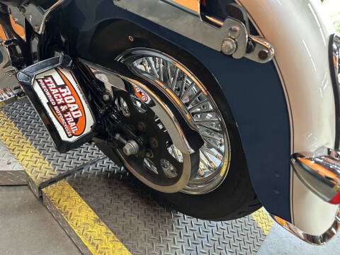2005 Harley-Davidson FLSTN - Softail Deluxe