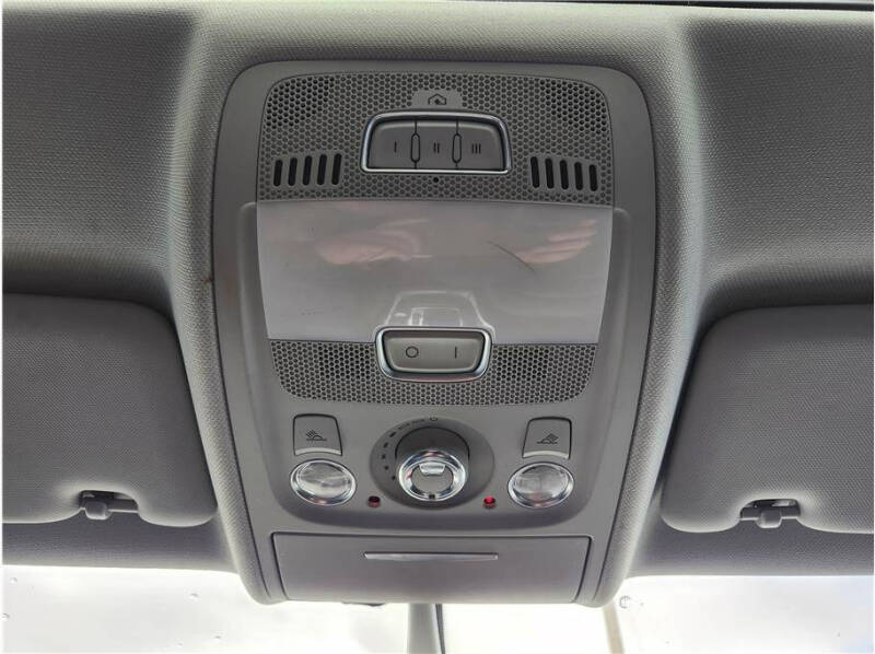 2014 Audi A4 2.0T quattro Premium Plus