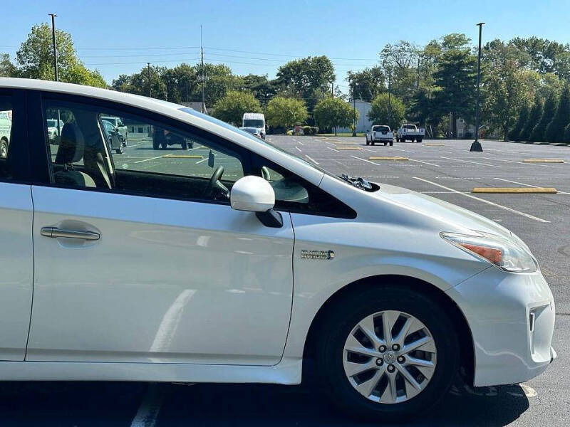 2013 Toyota Prius Plug-in Hybrid
