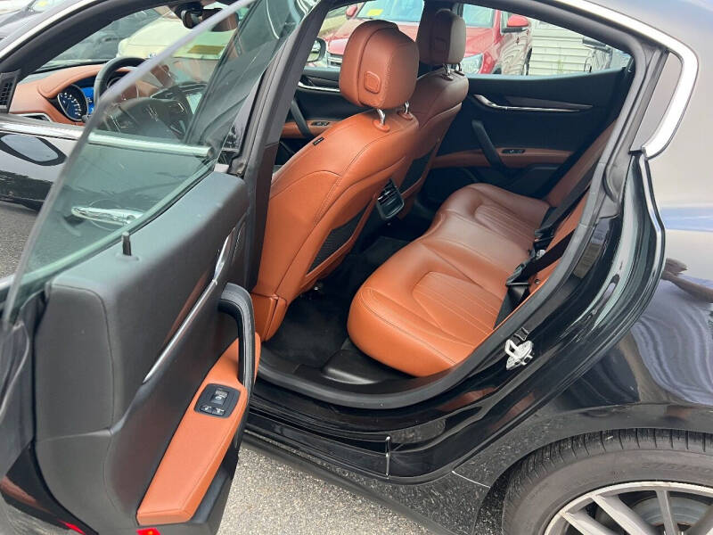 2019 Maserati Ghibli