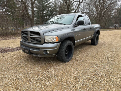 2005 Dodge Ram 1500 for sale at Oakdale Auto Sales in Lakeland MN