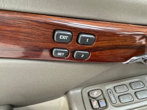 2004 Cadillac DeVille