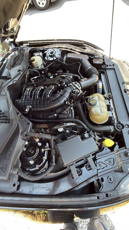 2016 Ford Mustang V6