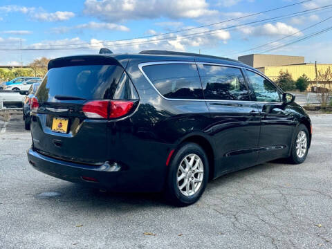 2020 Chrysler Voyager LXi