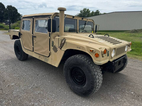 2014 AM General Hummer