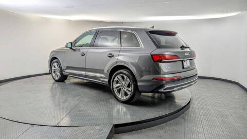 2022 Audi Q7 quattro Premium Plus 55 TFSI