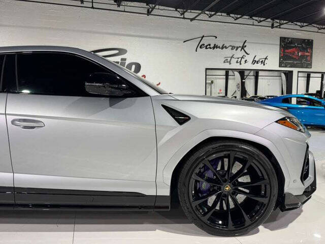 2022 Lamborghini Urus
