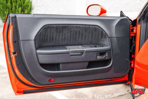 2008 Dodge Challenger SRT8