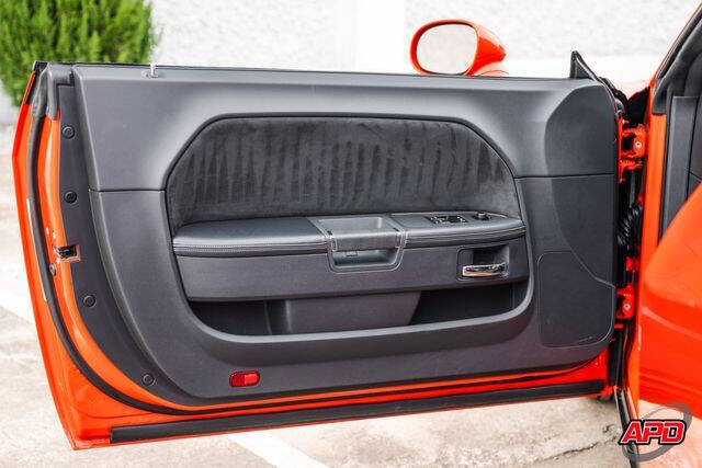 2008 Dodge Challenger SRT8