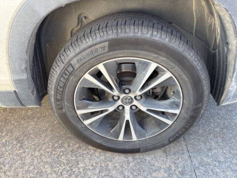 2019 Toyota Highlander LE Plus