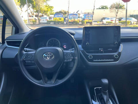 2022 Toyota Corolla LE