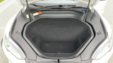 2015 Tesla Model S