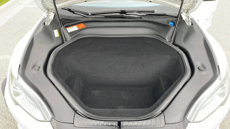 2015 Tesla Model S