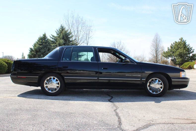 1999 Cadillac DeVille Concours