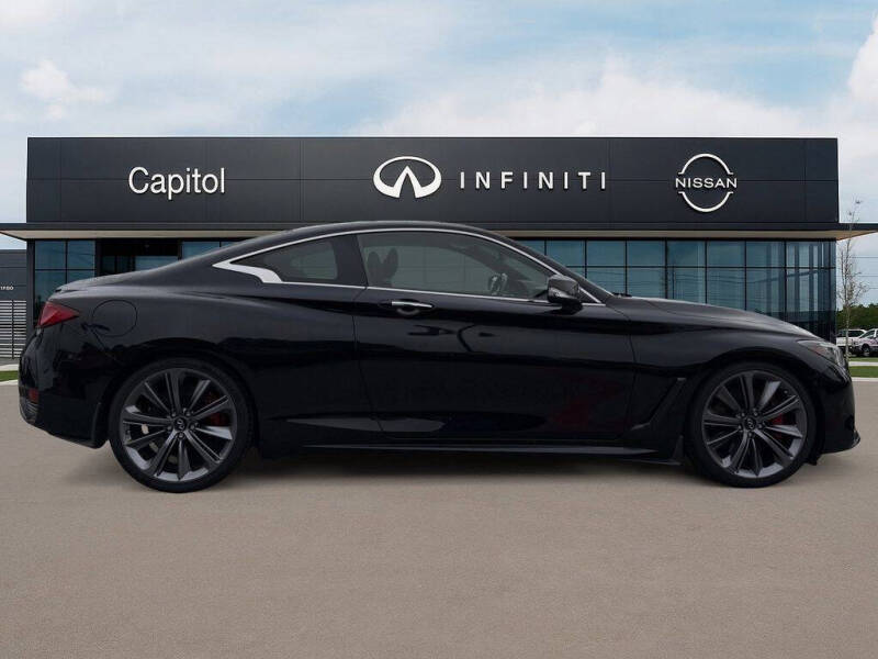 2022 Infiniti Q60 Red Sport 400