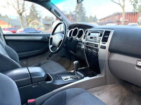 2005 Toyota 4Runner SR5