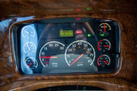 2015 Freightliner M2 106