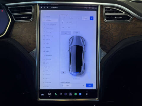2017 Tesla Model S 75D