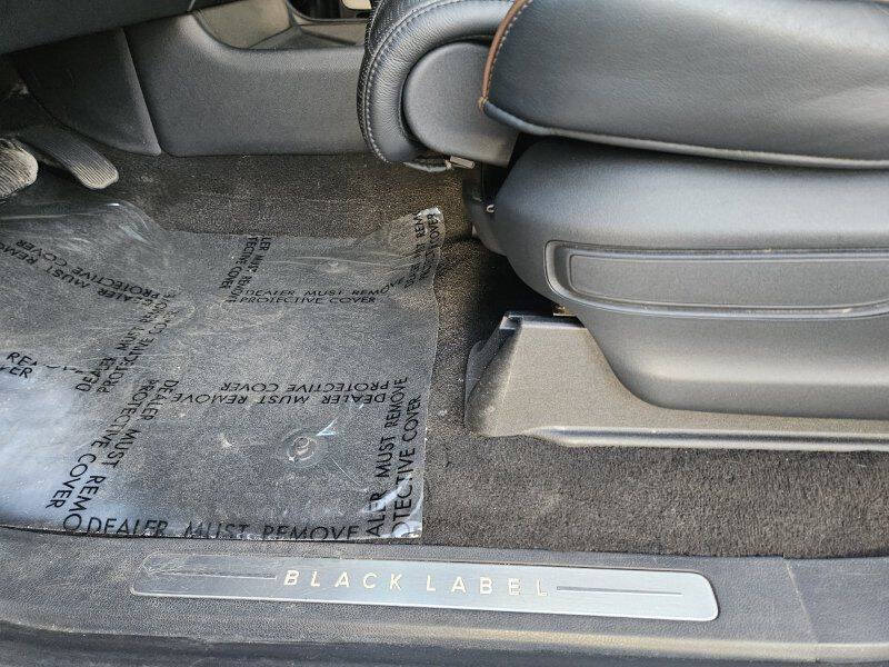 2022 Lincoln Navigator L Black Label