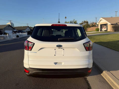 2017 Ford Escape S