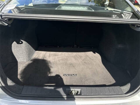 2023 Nissan Versa SV