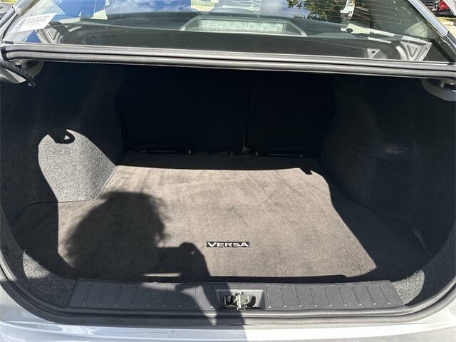 2023 Nissan Versa SV