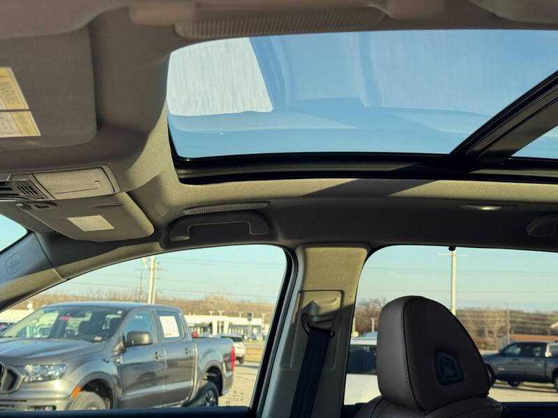 2025 Acura MDX SH-AWD w/Tech