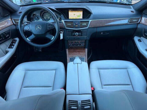 2011 Mercedes-Benz E-Class E 350 Luxury 4MATIC