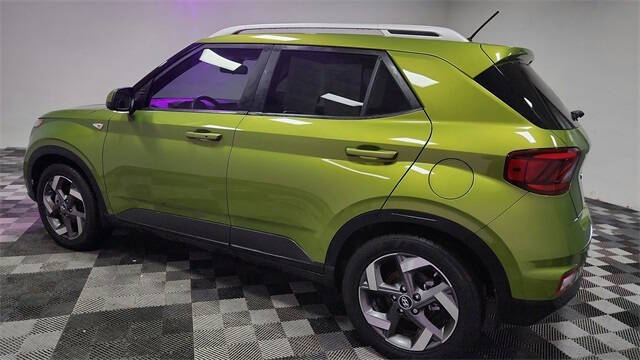 2024 Hyundai Venue SEL