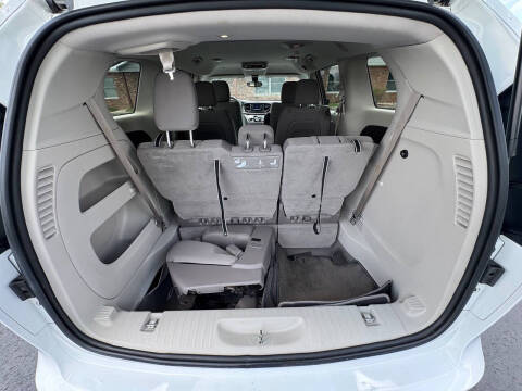 2017 Chrysler Pacifica LX