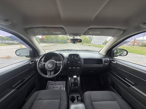 2012 Jeep Compass Sport