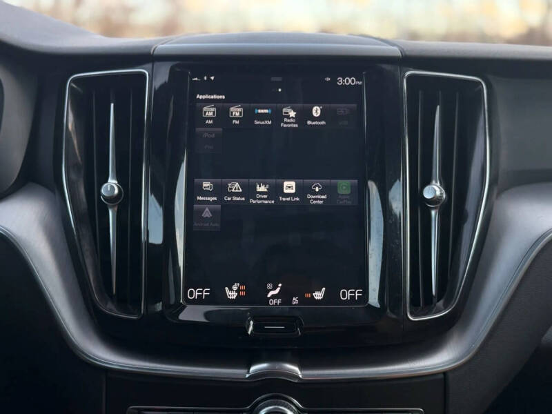 2020 Volvo XC60 T5 Momentum