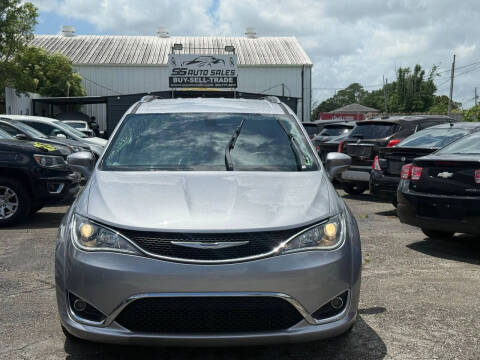 2018 Chrysler Pacifica Touring L Plus