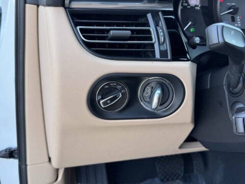 2025 Porsche Macan S