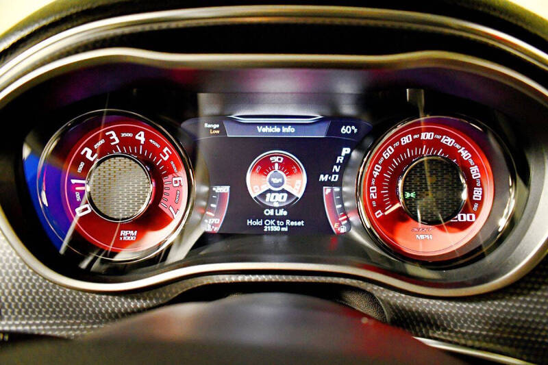 2015 Dodge Challenger SRT Hellcat