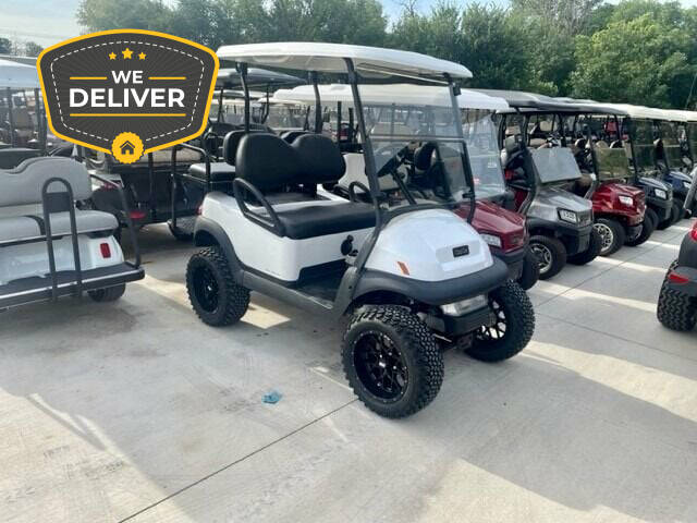 2018 Club Car 4 Passenger Gas Lift for sale at METRO GOLF CARS INC in Fort Worth TX