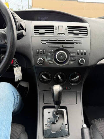 2012 Mazda MAZDA3 s Touring