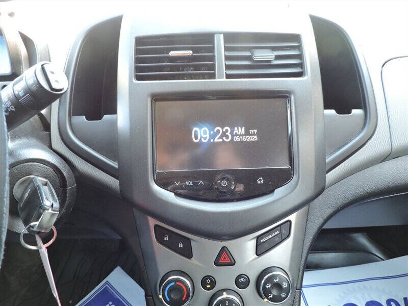 2013 Chevrolet Sonic LS Auto