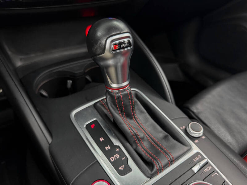 2016 Audi S3 2.0T quattro Premium Plus